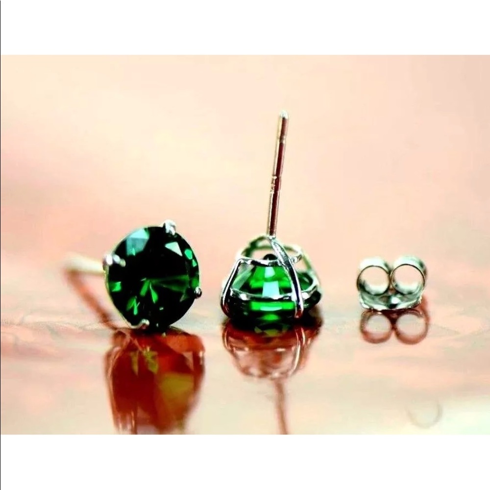 14K White Gold 5mm CZ Stud Earrings - Picture 2 of 3